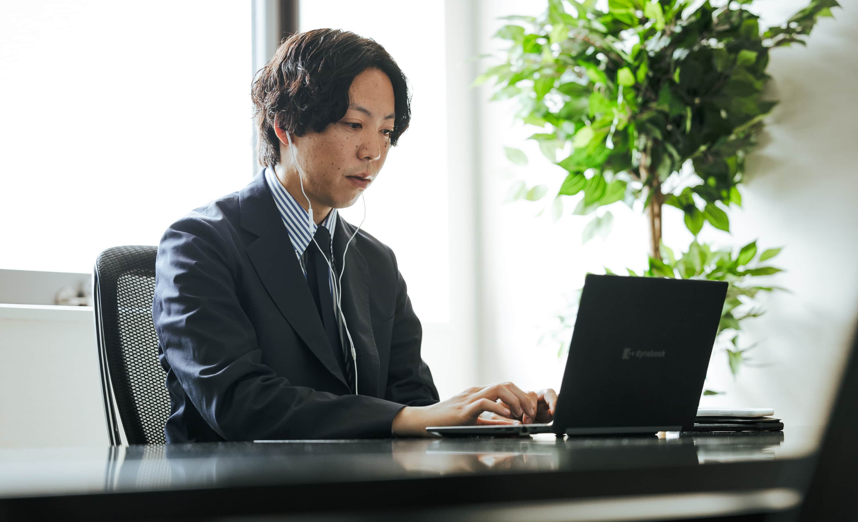 山本 拳